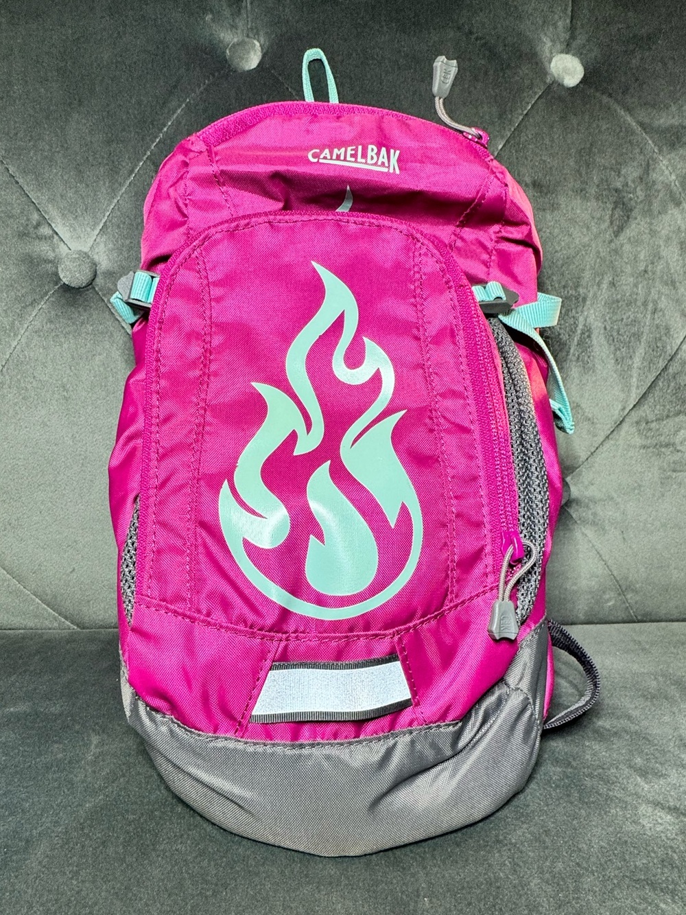 CamelBak Mini M.U.L.E. Kids’ Hydration Pink Backpack with Mint Flame Graphic